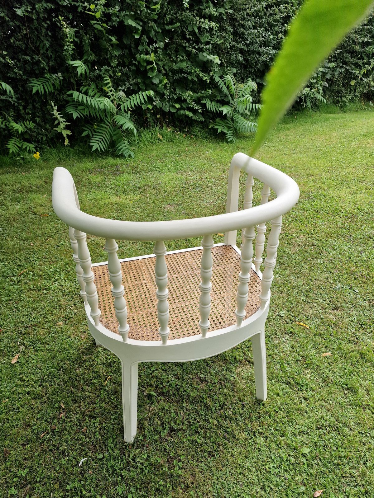 Large Colonial Style Painted Caned Chair photo Furniture