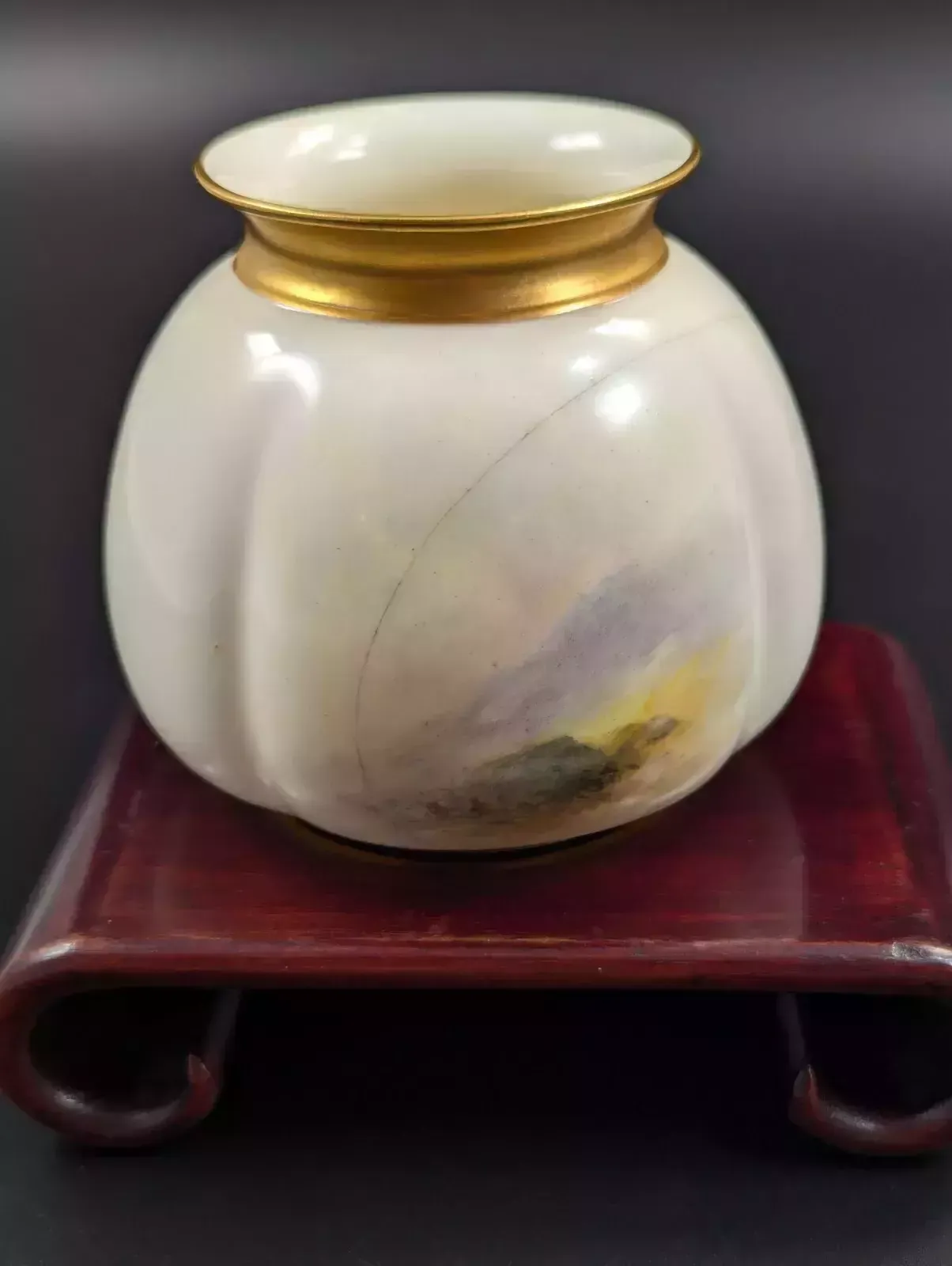 photo vintage A Pair Of Royal Worcester Vases Painted With Highland Cattle By Harry Stinton