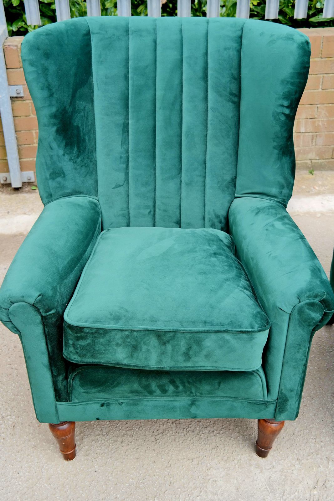 Stunning Tetrad Dunmore Library Club Armchair Velvet Bottle Green photo for sale