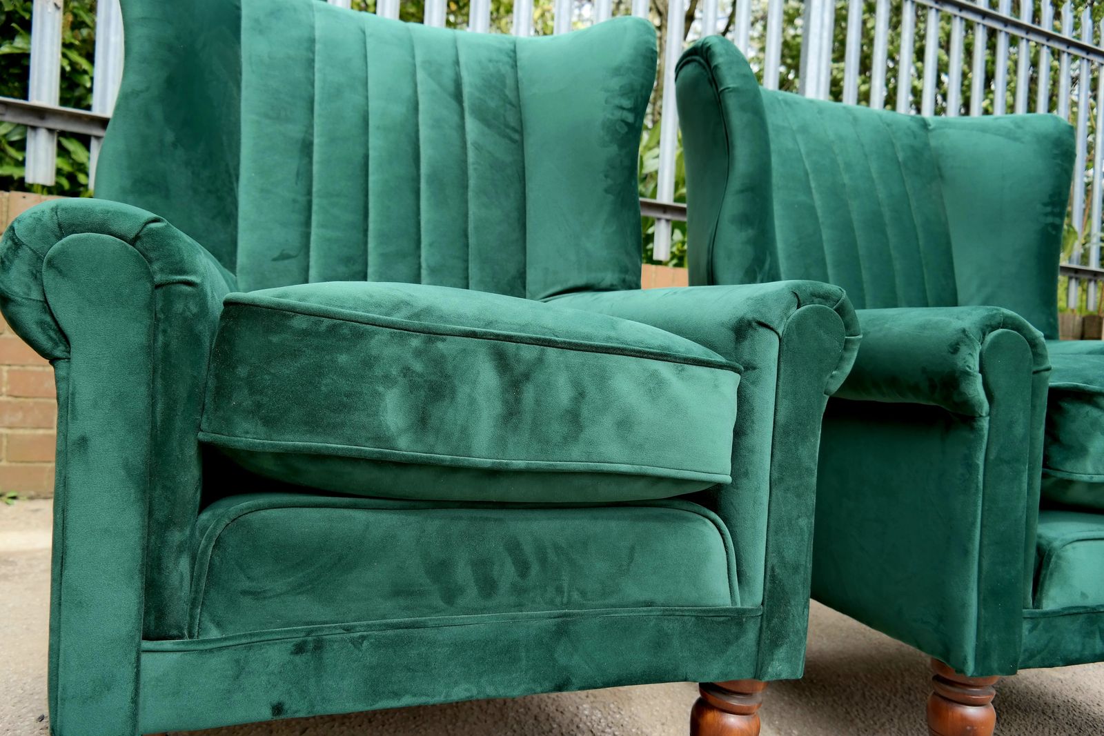 Stunning Tetrad Dunmore Library Club Armchair Velvet Bottle Green photo 999.0