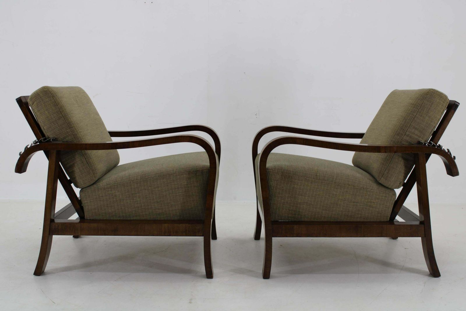 1930s Pair Of Art Deco Armchairs In Walnut Finish, Czechoslovakia photo 2405.0