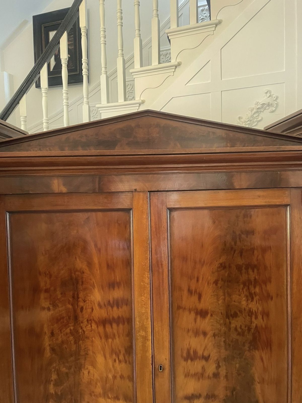 4495.0 Outstanding Quality Large 19th Century Antique Figured Mahogany Wardrobe photo