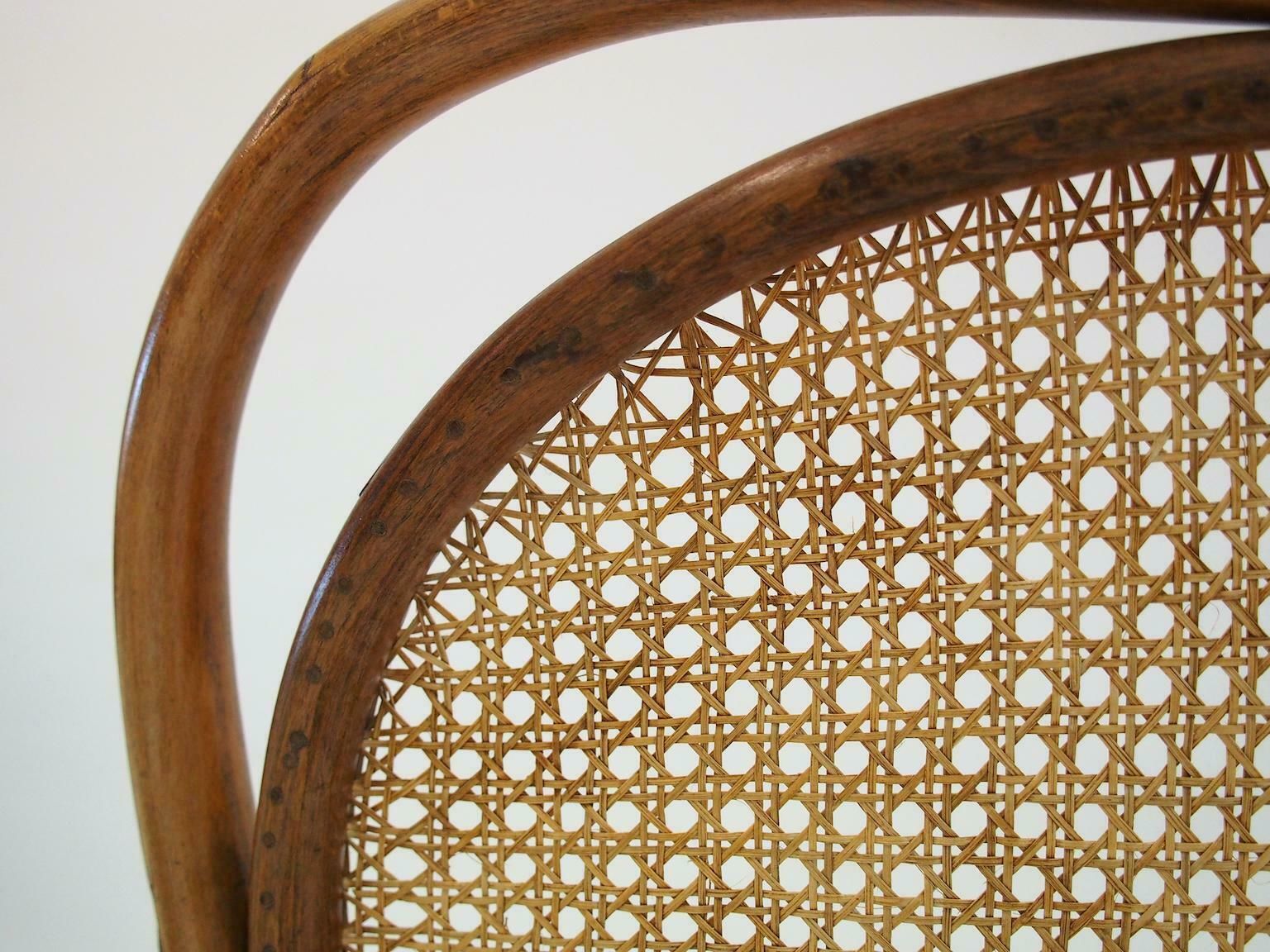 photo vintage Vienna Secessionist Bentwood And Rattan Settee By Thonet Brothers