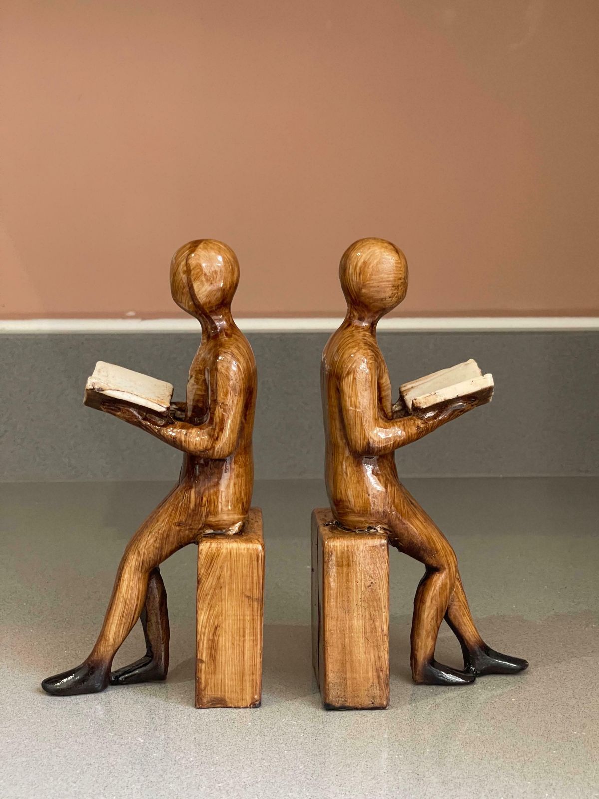 Home Decor Carving Wooden Sculptures Book End Set Of 2 Decorative Figurine Of Book Holders photo