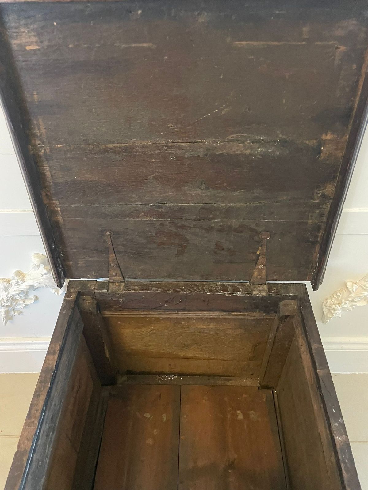 Rare Small 17th Century Antique William And Mary Quality Oak Coffer photo 1395.0