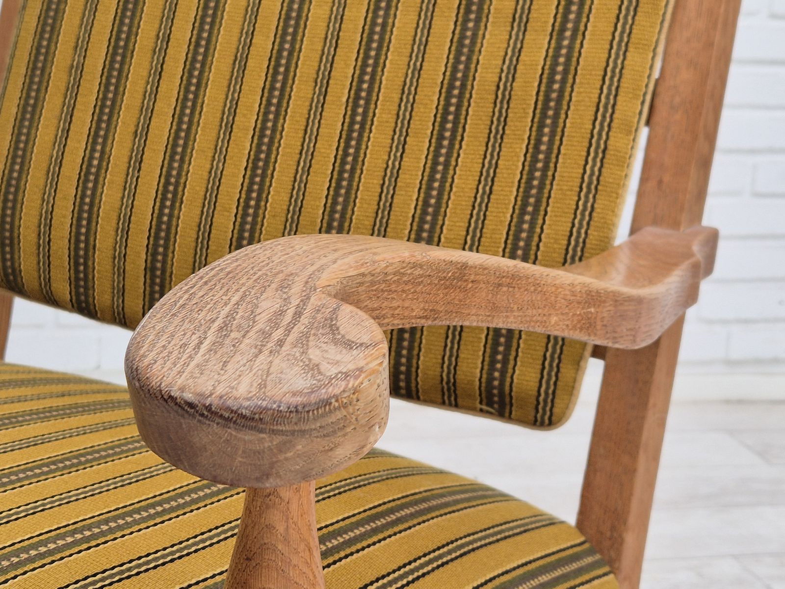 photo buy 1960s, Danish Lounge Chair, Original Very Good Condition, Furniture Wool, Solid Oak Wood.