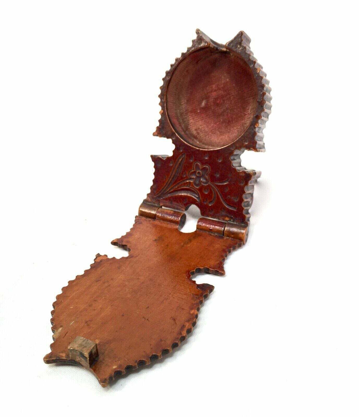 Antique Treen 19th Century Black Forest Wooden Pocket Fob Watch Holder Case Box photo Home Decor