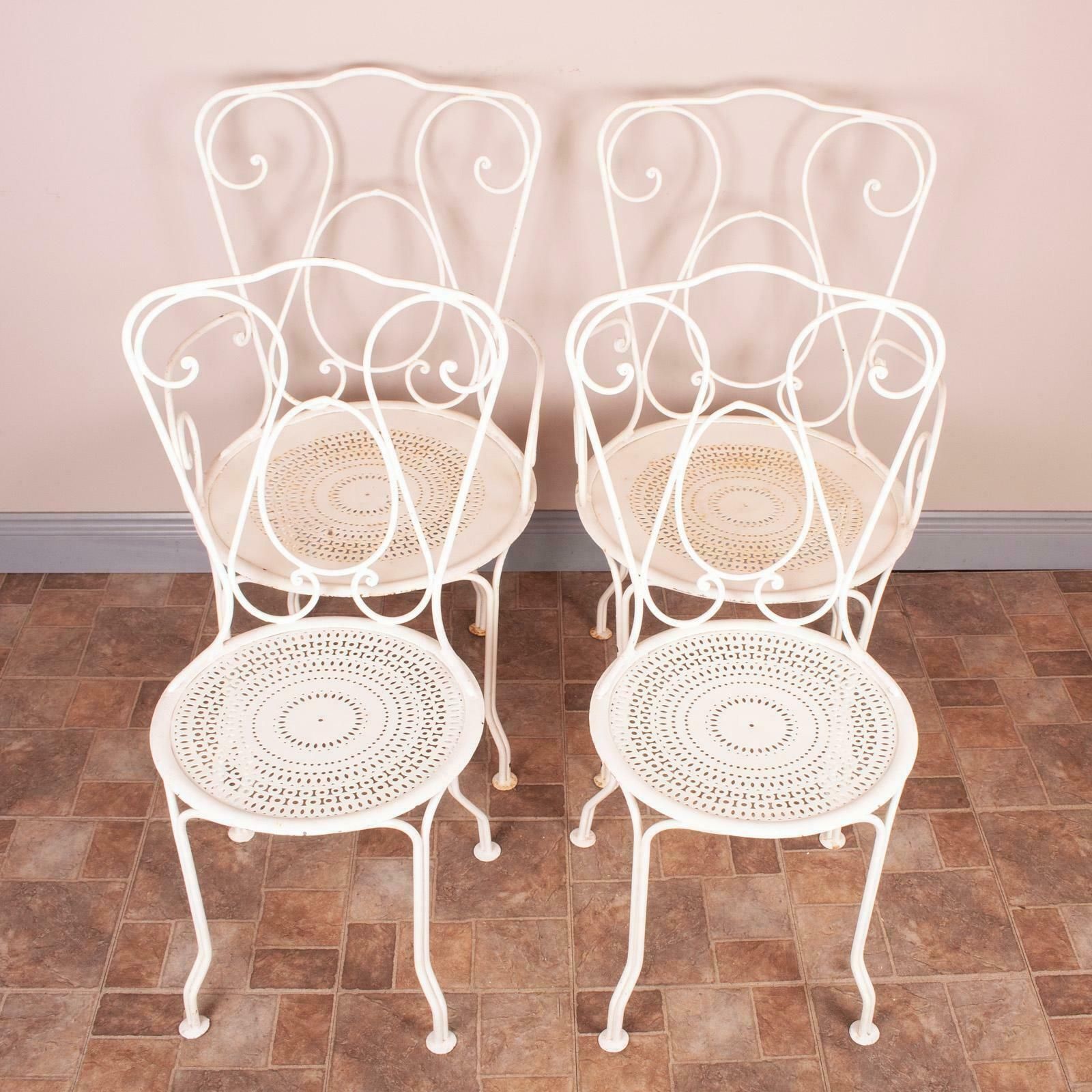 photo vinterior Set Of Four Metal Garden Conservatory Chairs