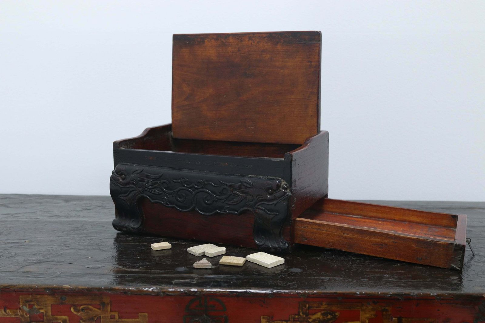 Chinese Wooden Jewellery Box From Zhejiang photo 312.0