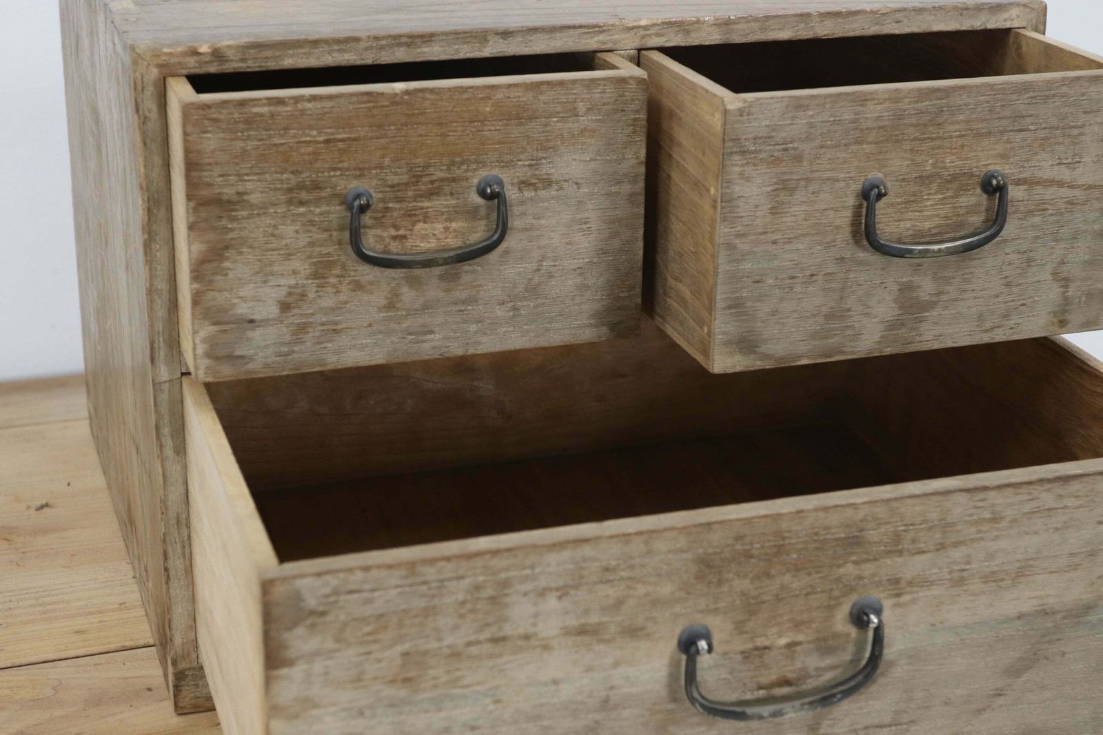 Japanese Isho Dansu Bedside Tansu Made From Paulownia photo vinterior