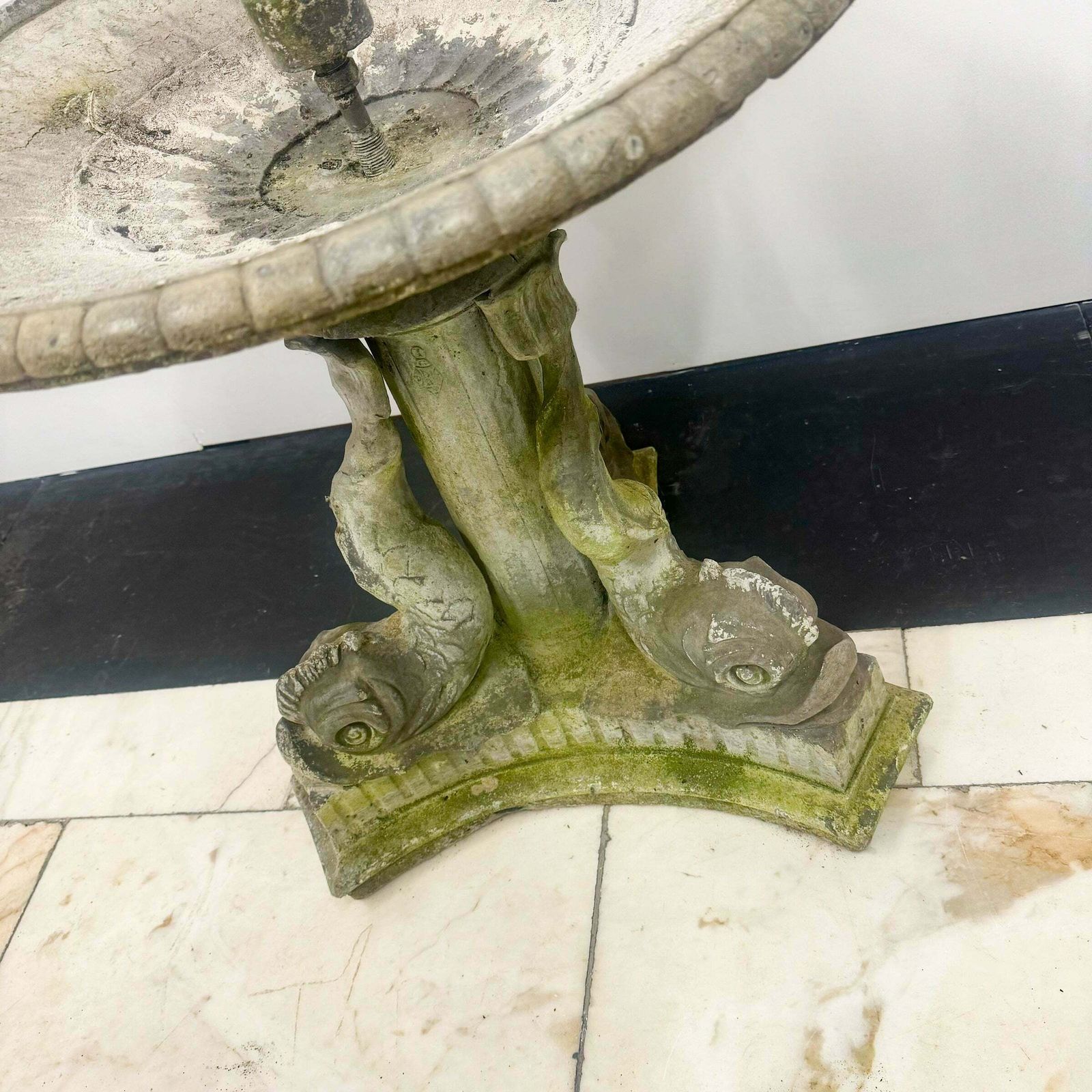 photo buy Antique Lead Garden Water Fountain