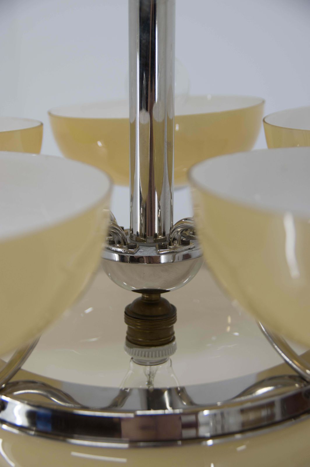 Large Art Deco Chandelier In Excellent Condition, 1930s photo 1500.0