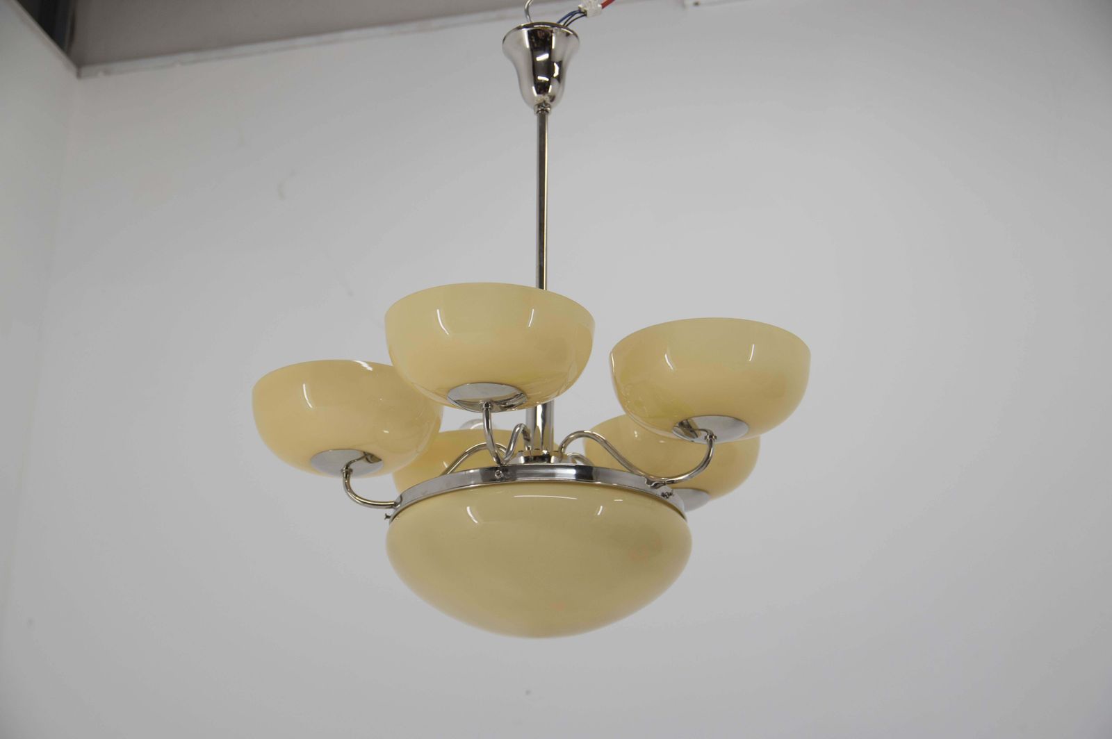 Large Art Deco Chandelier In Excellent Condition, 1930s photo vintage