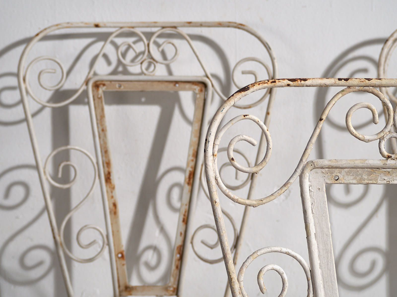 Antique Outdoor Chairs In White (C.1920). Set Of 4 Pieces photo Garden Furniture