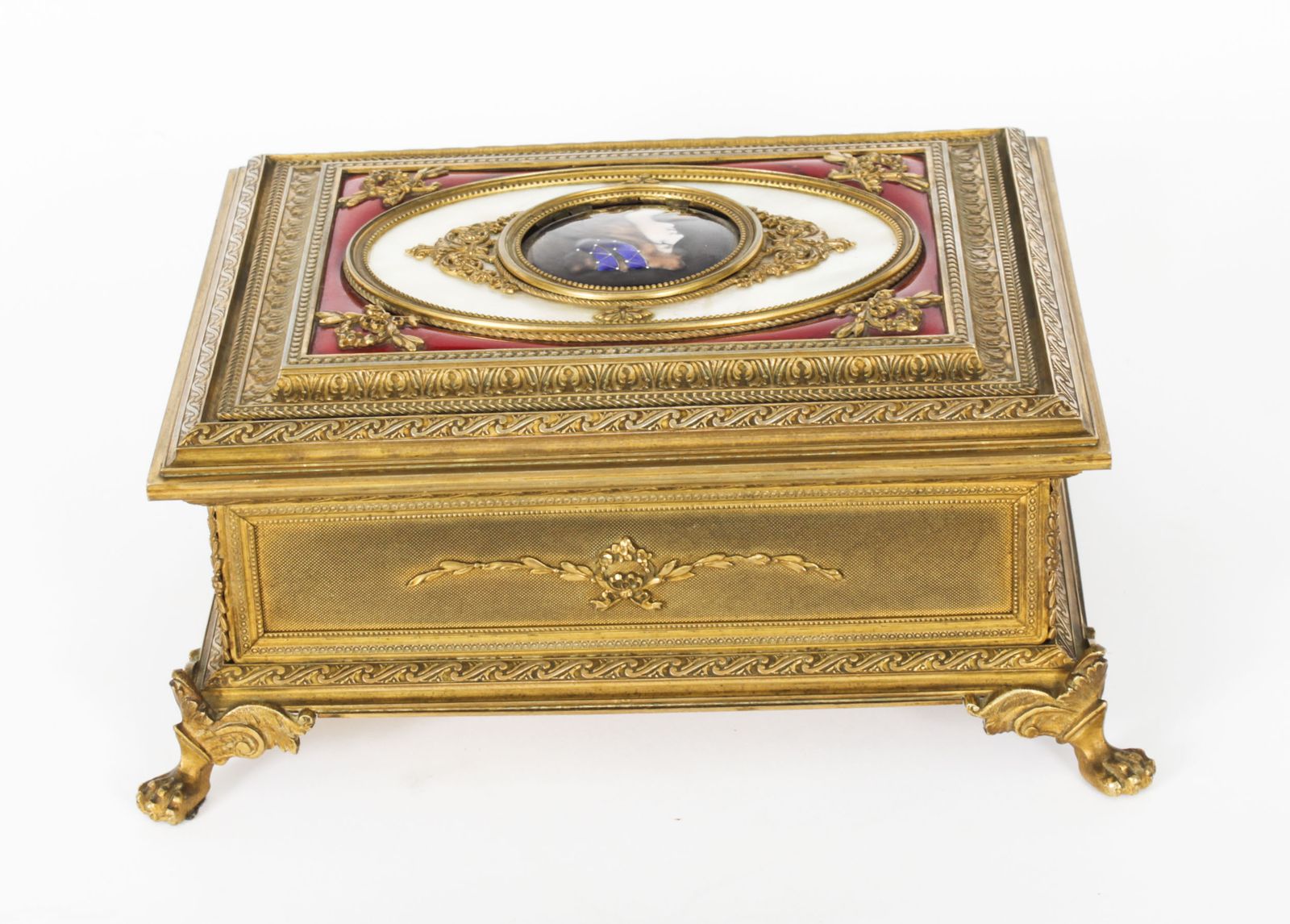 photo vintage Antique Gilt Bronze Jewellery Casket  C.1870 19th Century