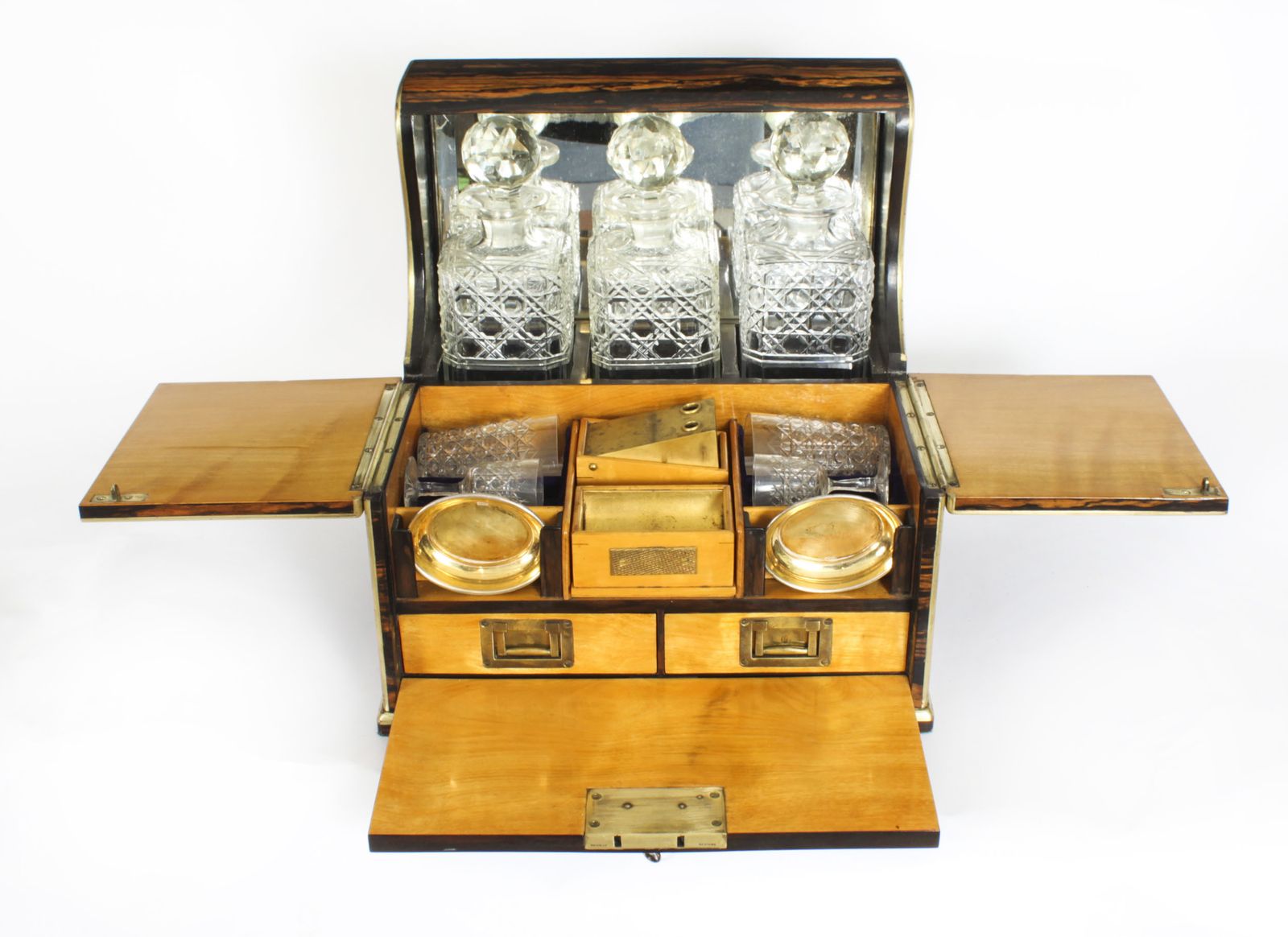 Antique Victoran Coromandel Three Crystal Decanter Tantalus & Games Circa 1870 photo vinterior