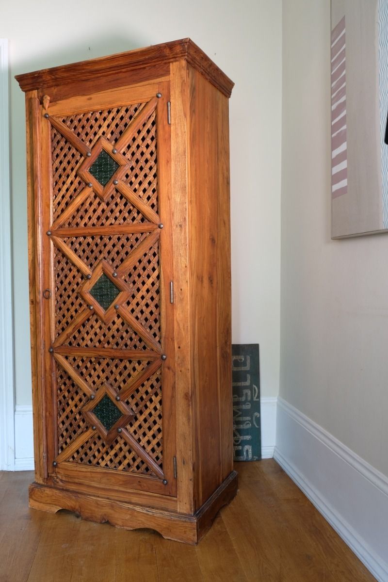 photo furniture Linen Cupboard With Lattice Work & Green Glass