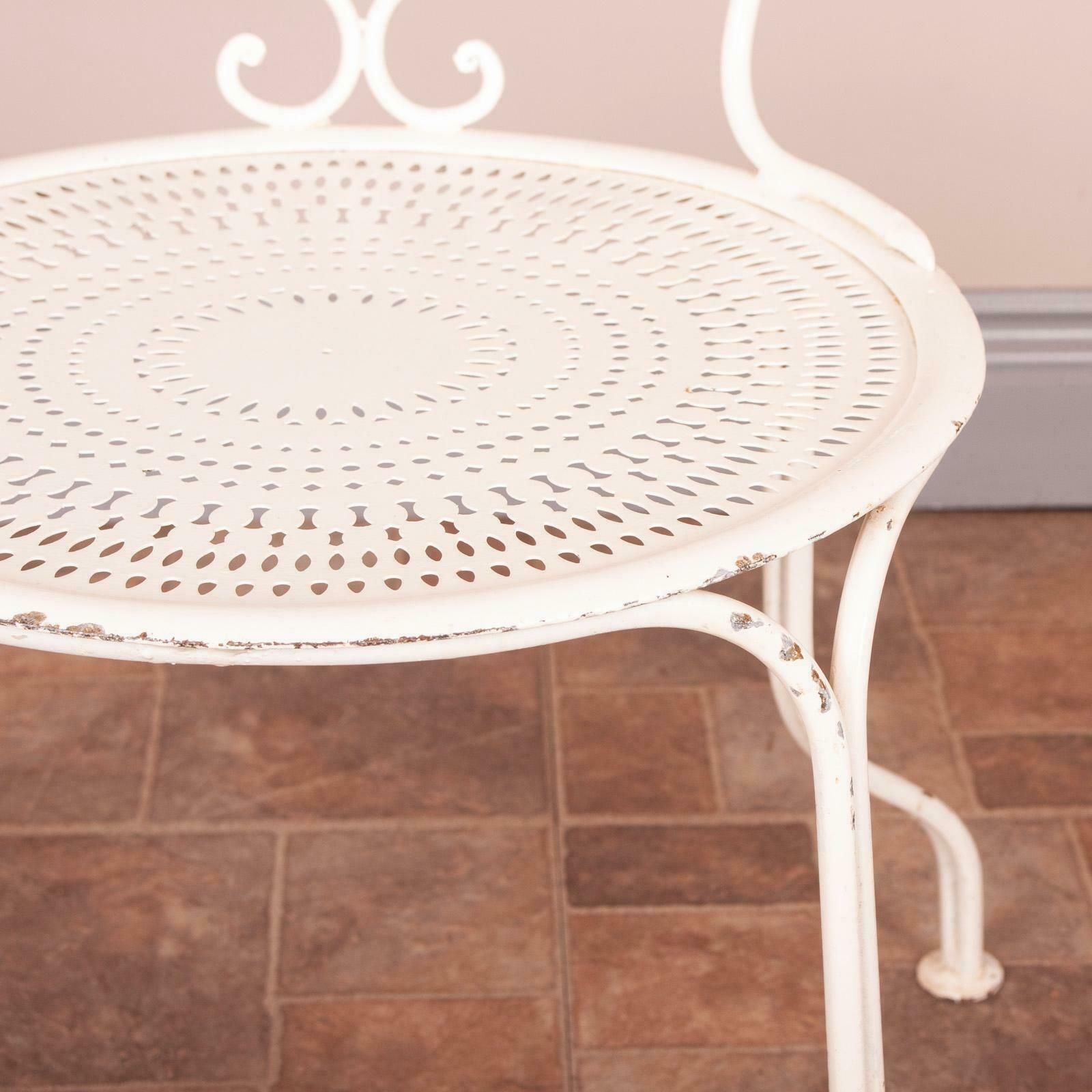 photo vintage Set Of 6 Metal Garden Conservatory Bistro Chairs