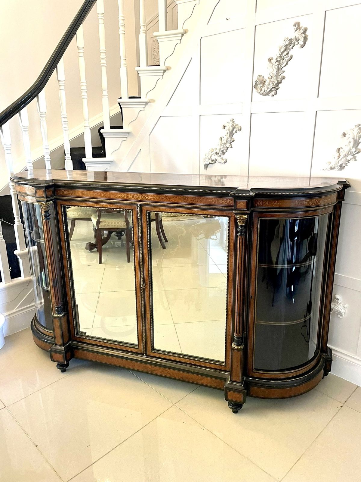Superb Quality Large Antique 19th Century Burr Walnut And Amboyna Inlaid Credenza