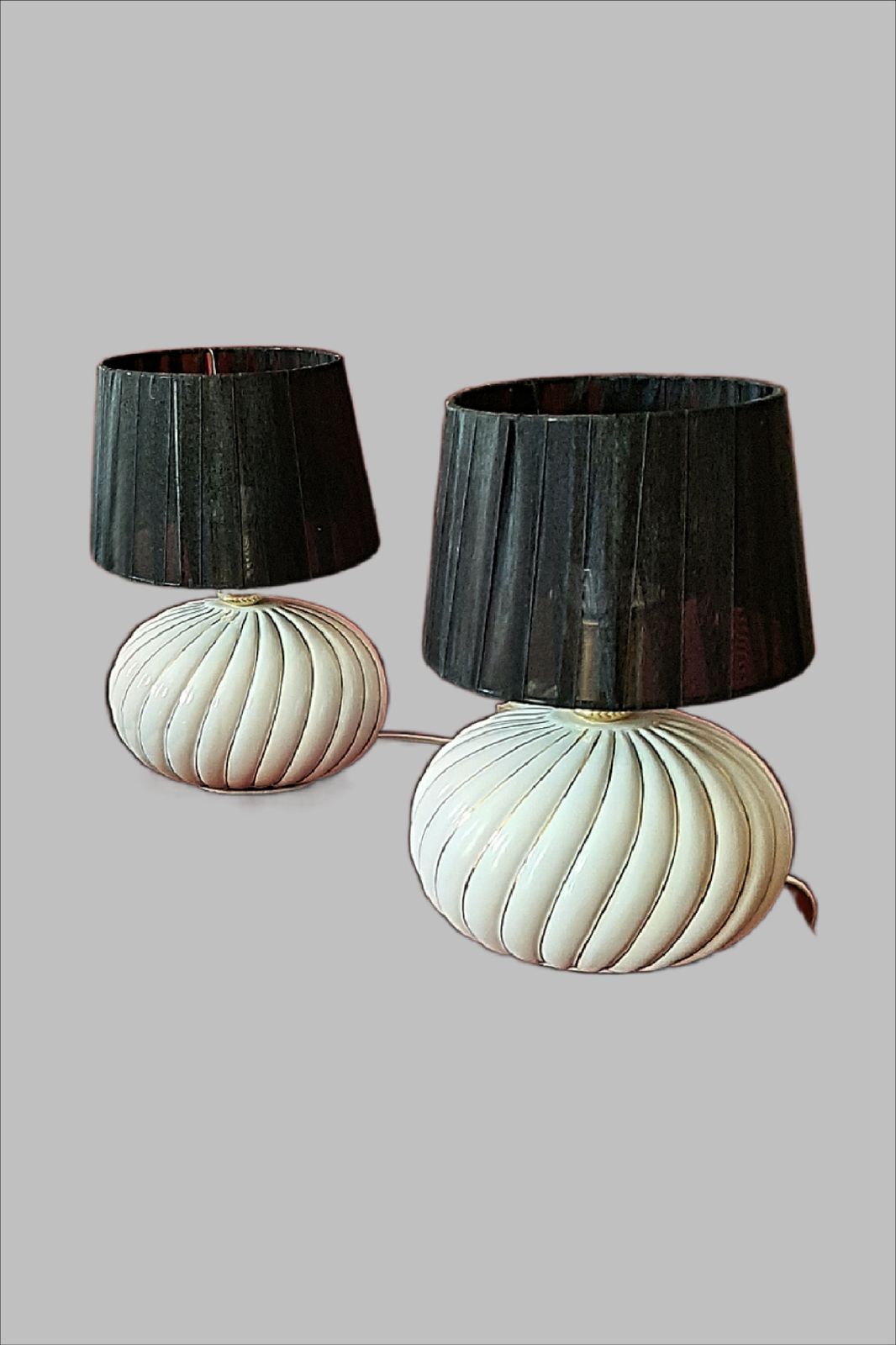 Pair Of Mid Century Lamps Italy 1970s Vintage Porcelain With Gilded Trim