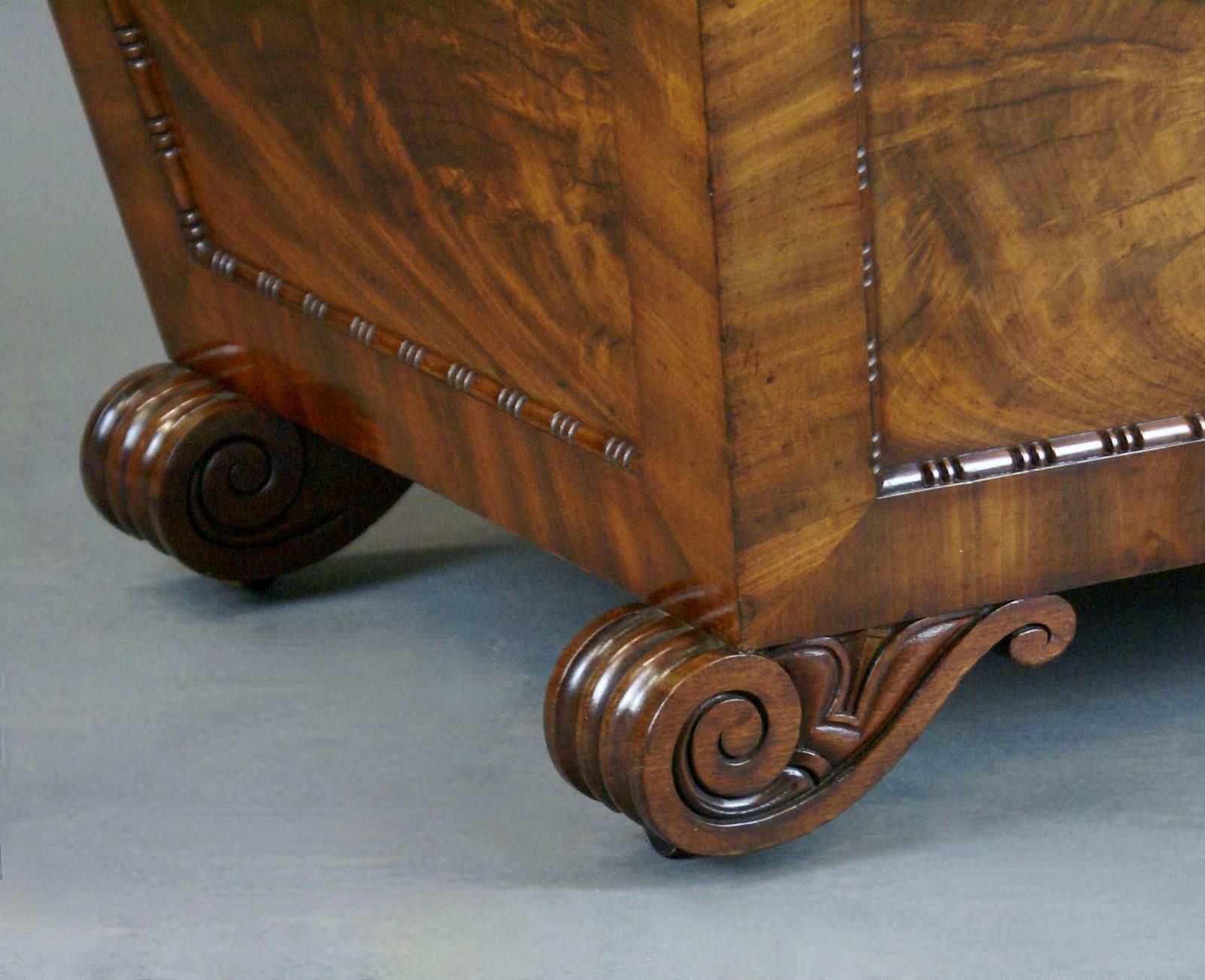 A Very Large Regency Sarcophagus Wine Cooler photo vinterior