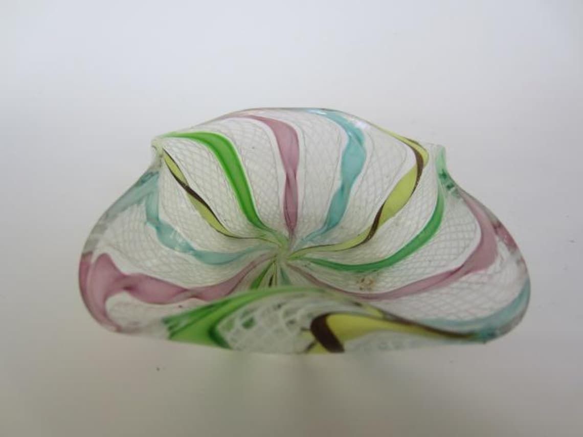 Murano Rare Zanfirico Latticino Pastel Rainbow Ribbon Ruffled Square Bowl