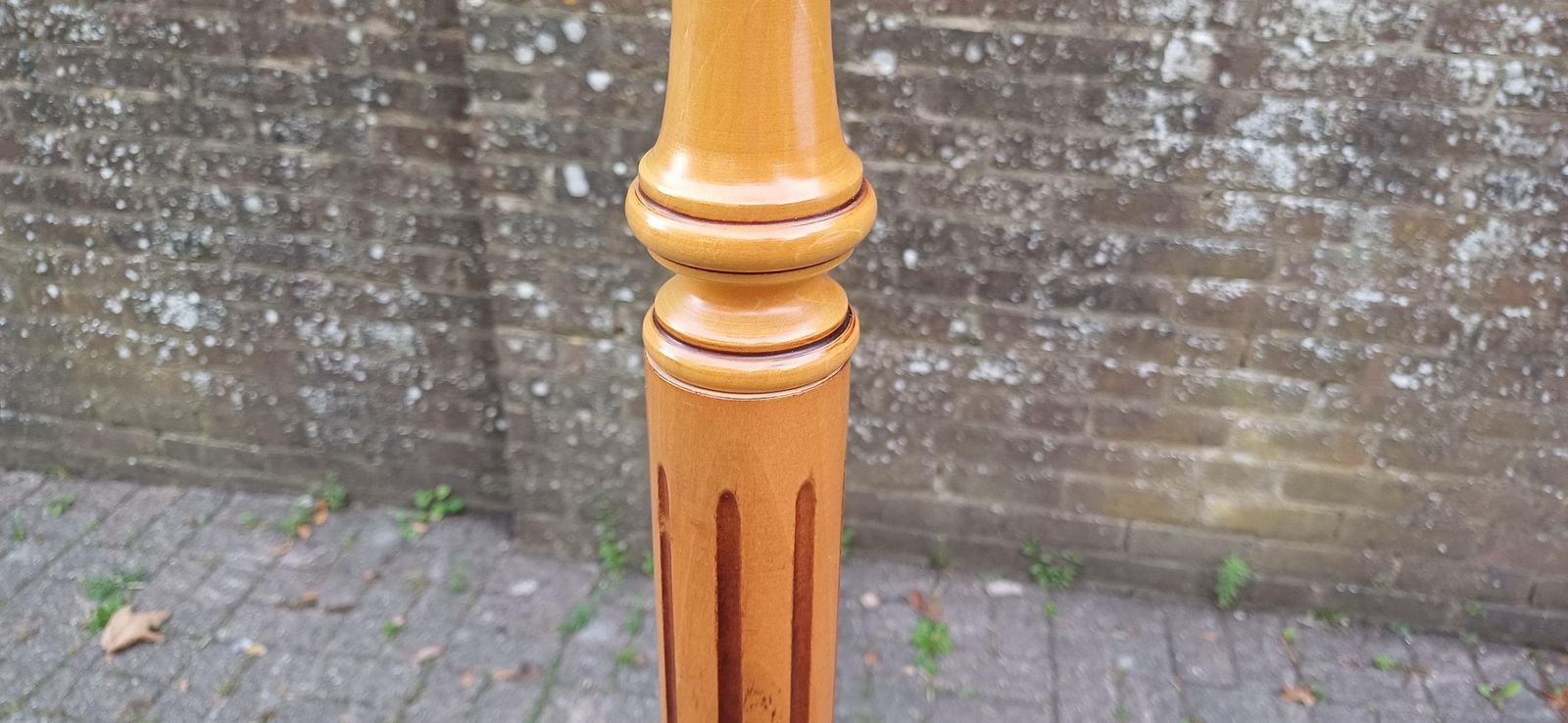 Modern Top Quality Vintage Style Beech Standard Lamp And Genuine Vintage Lampshade In Working Order. Free Hand Delivery England & Wales photo buy