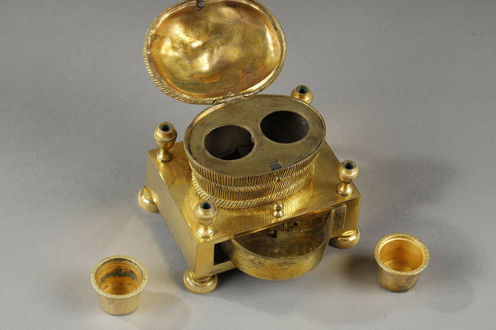 photo buy Gilt Bronze Inkwell Forming A Basket Of Grapes