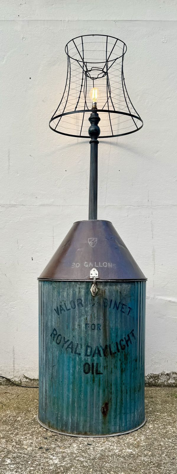 1930s Royal Daylight Oil Drum Lamp