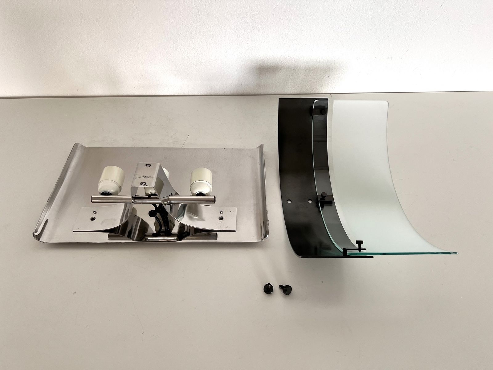 photo buy Luigi Caccia Dominioni Pair Wall Sconces Lp19 "Monaco" In Steel And Glass, 1970s
