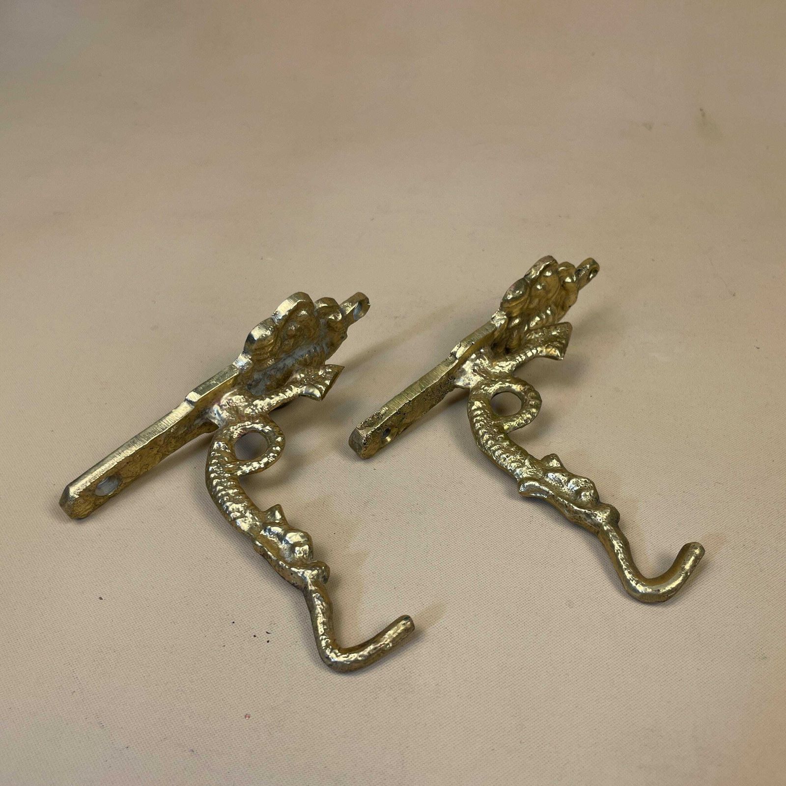 X2 Antique Solid Brass Wall Hook Hanging Vintage Coat Hooks Ornate Pattern Aged Fixture Cottage Oriental Chinese Old Set Door Hanger photo furniture