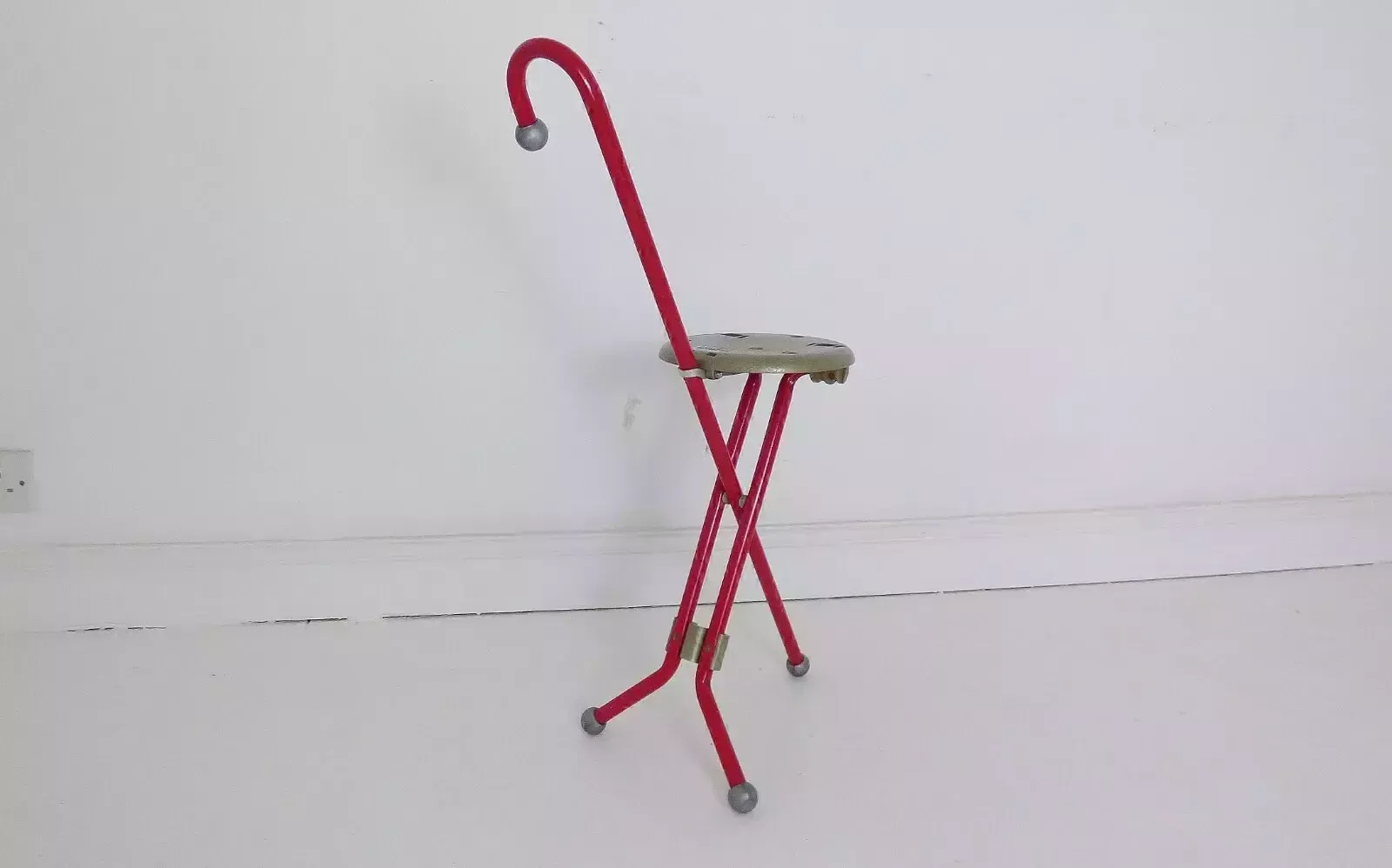 Stunning Vintage Ivan Loss Ulisse Chair   1980's photo for sale