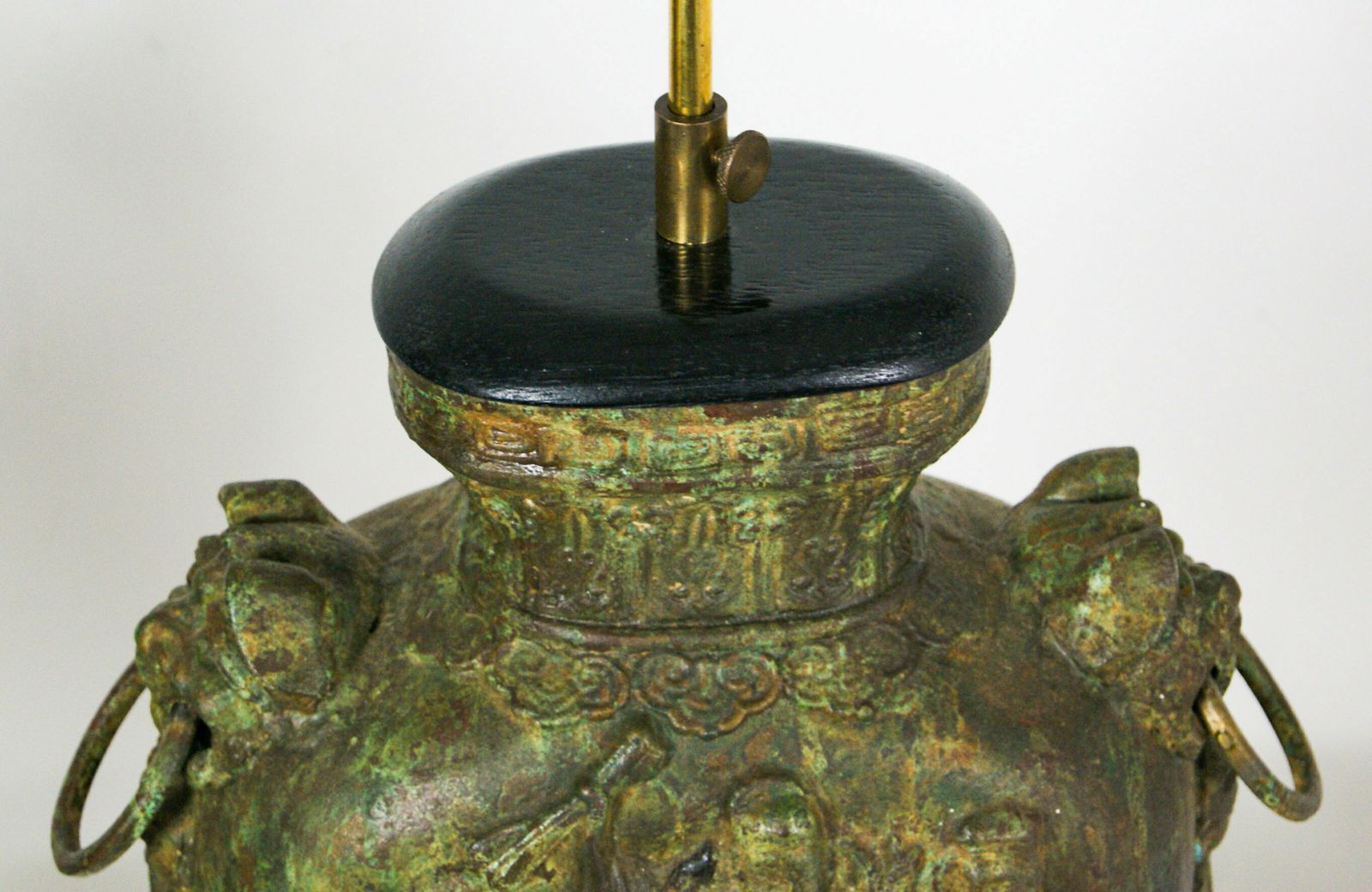 Pair Of Large Brutalist Cast Iron Chinese Guan Yu Figurine Double Bulb Lamps In The Style Of James Mont photo vintage