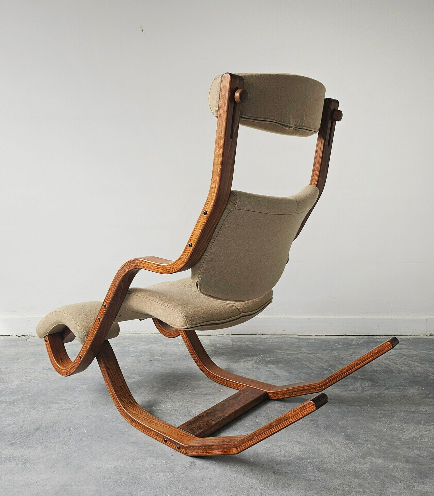 Iconic Gravity Balans Reclining Chair By Peter Opsvik For Varier // Made In Norway In 1980s photo buy