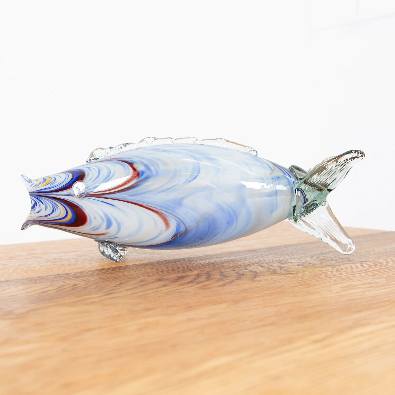 photo vintage Collection Of 16 Mid Century Murano Glass Fish