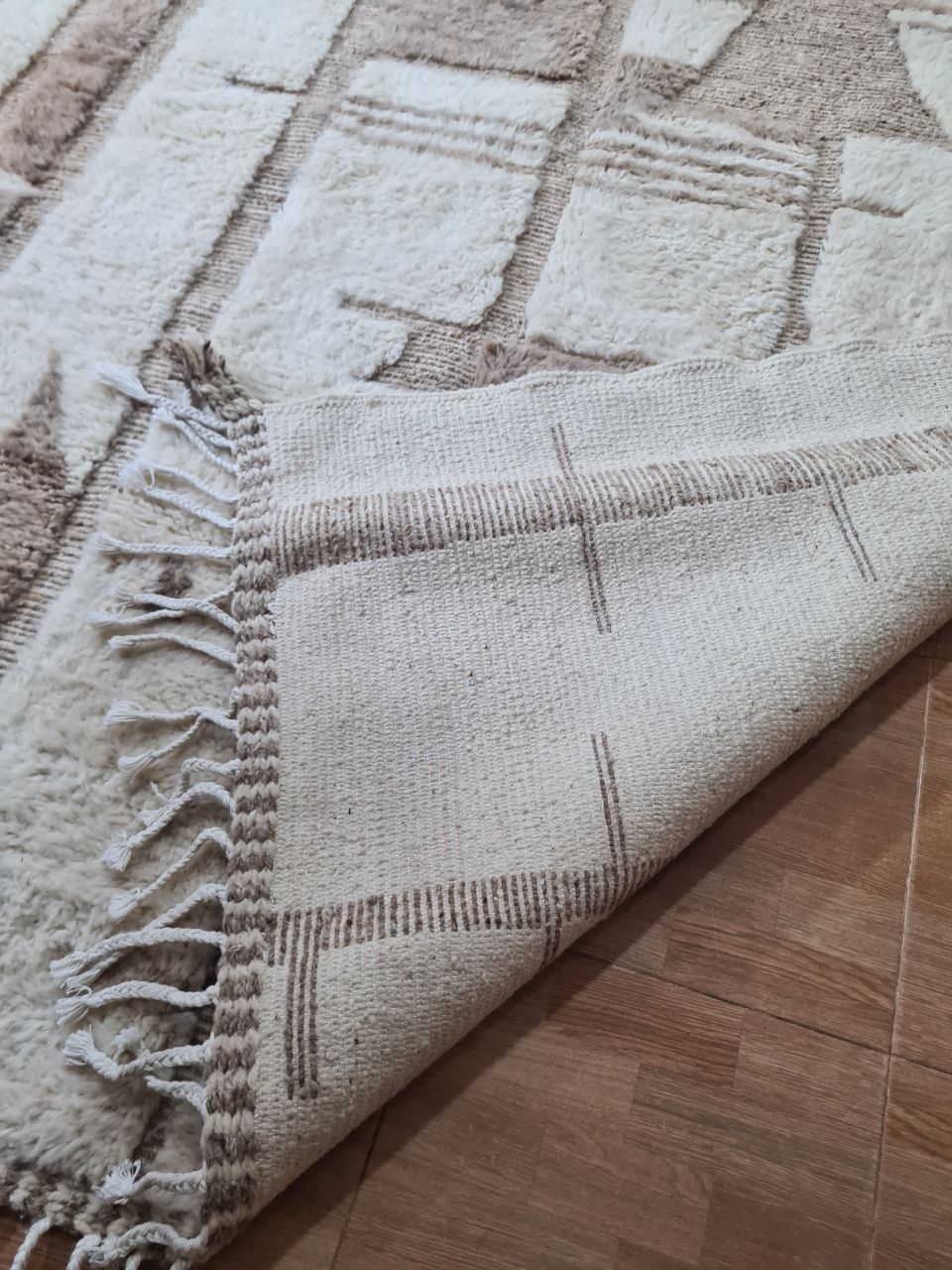 Beniouaren Moroccan Rug 300x200 Cm photo vinterior