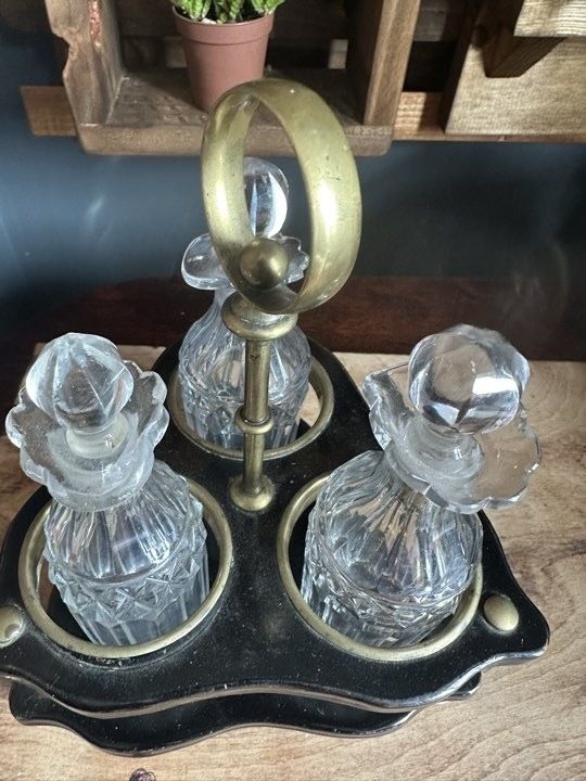 Victorian Elegant 3 Piece Cruet Condiment Set photo vinterior