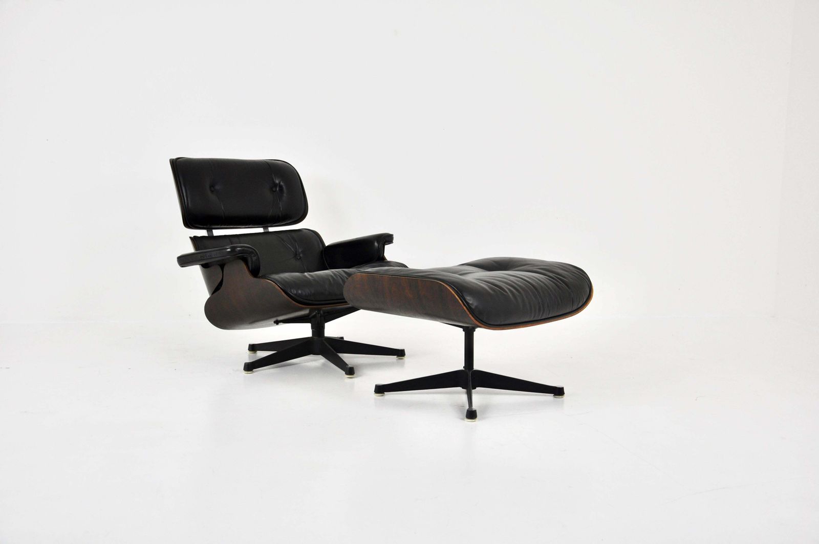 Lounge Chair By Charles & Ray Eames For Icf, 1970s photo furniture