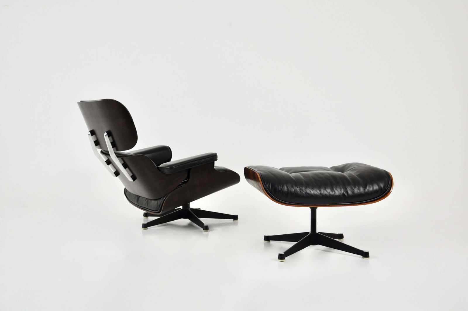 Lounge Chair By Charles & Ray Eames For Icf, 1970s photo vintage