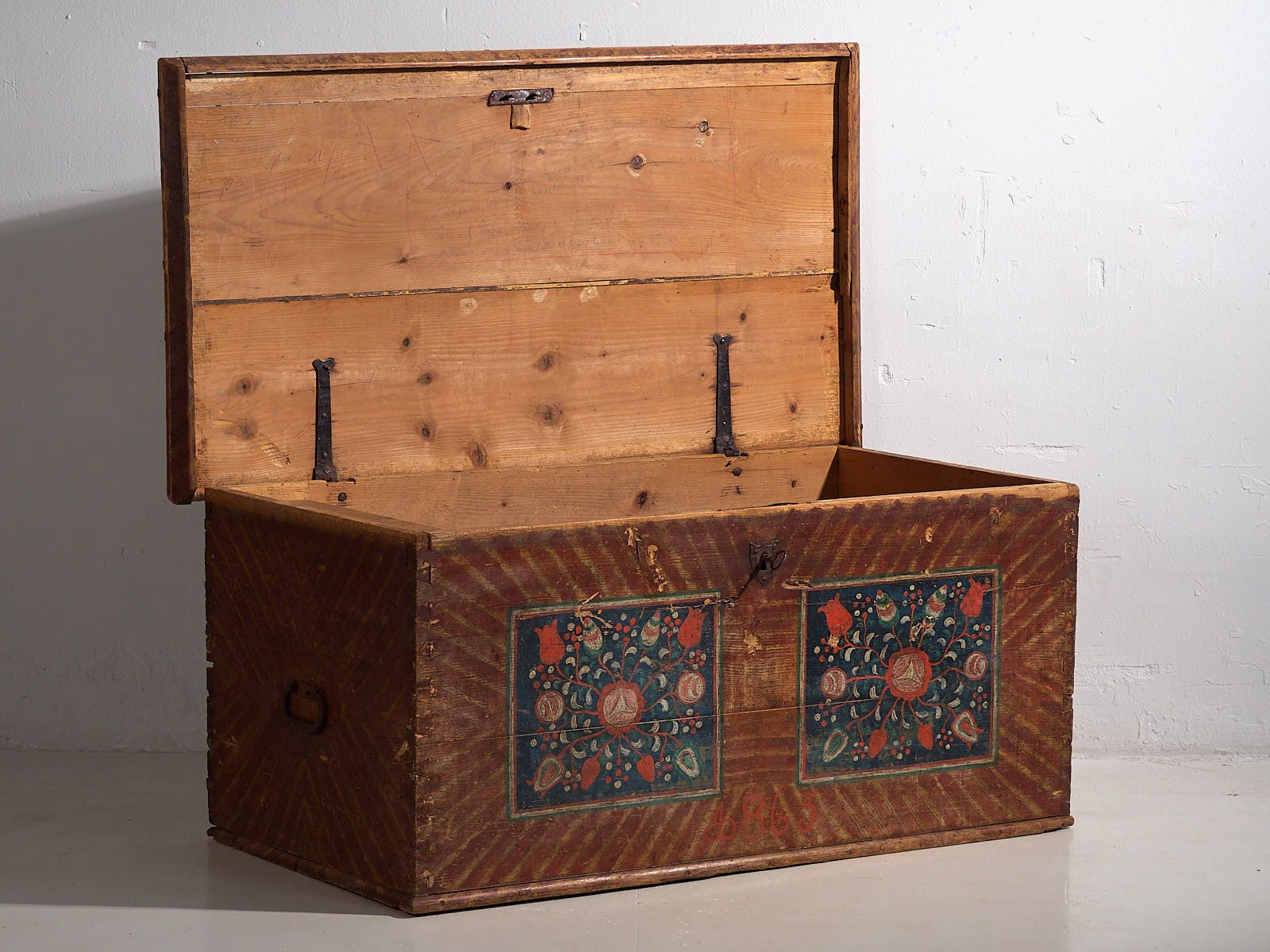 Furniture Antique Storage Trunk With Floral Motifs (C.1865) #14 photo