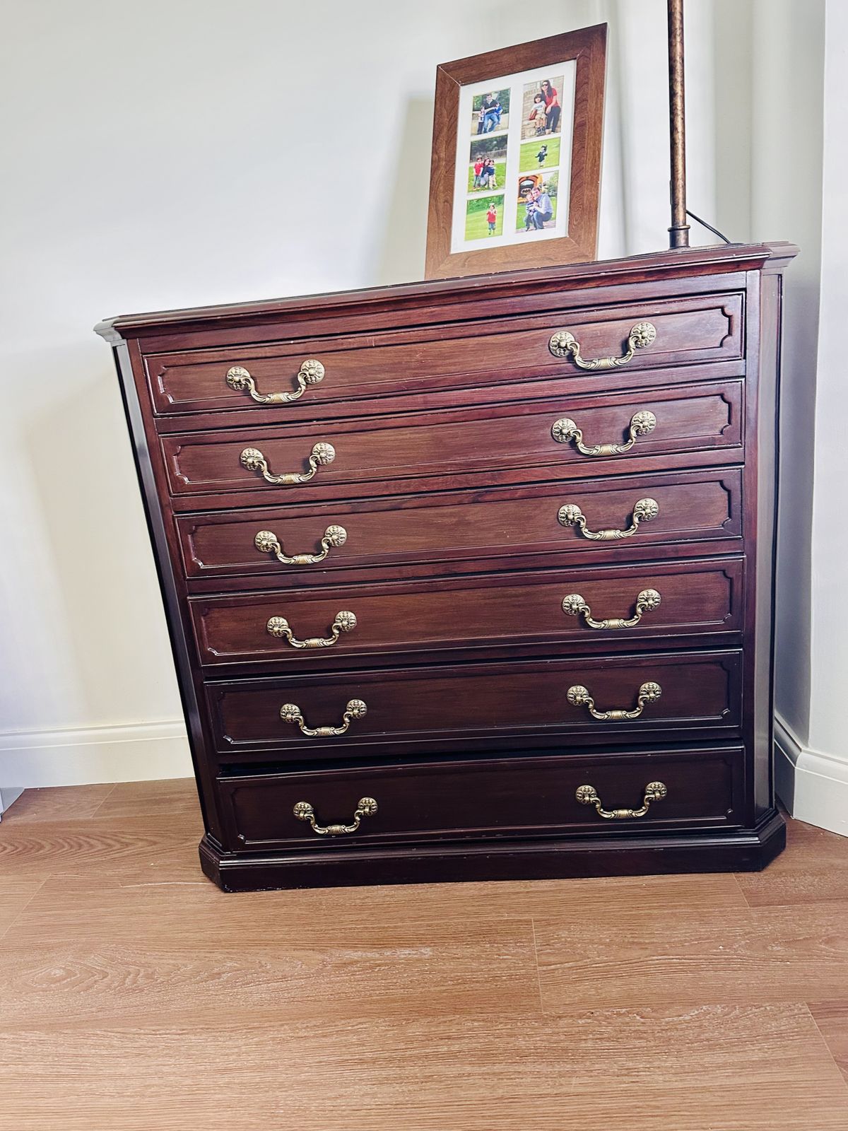 Solid Sheesham Wood Chest Of Drawer