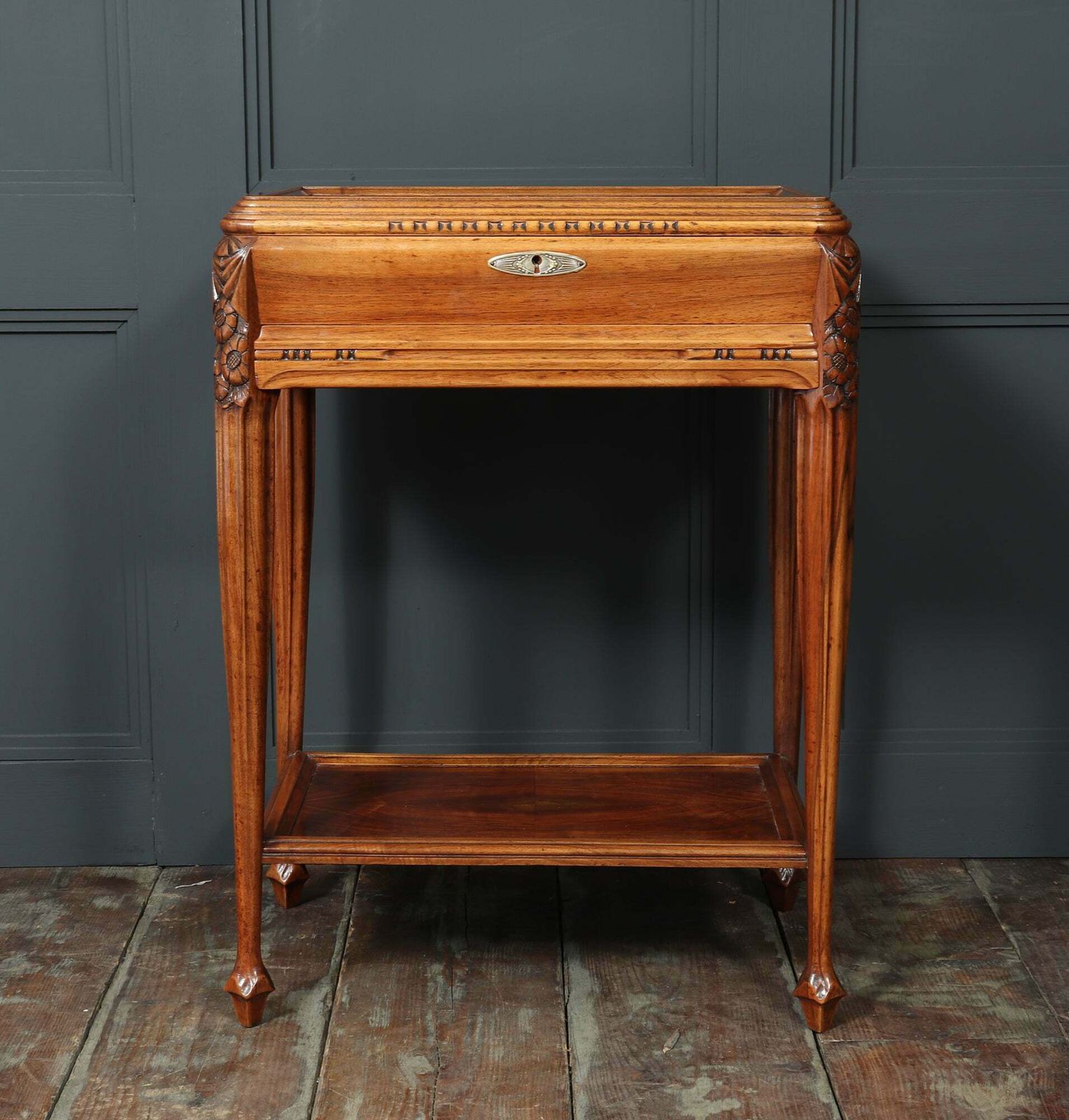 French Art Deco Petit Dressing Table photo 1650.0
