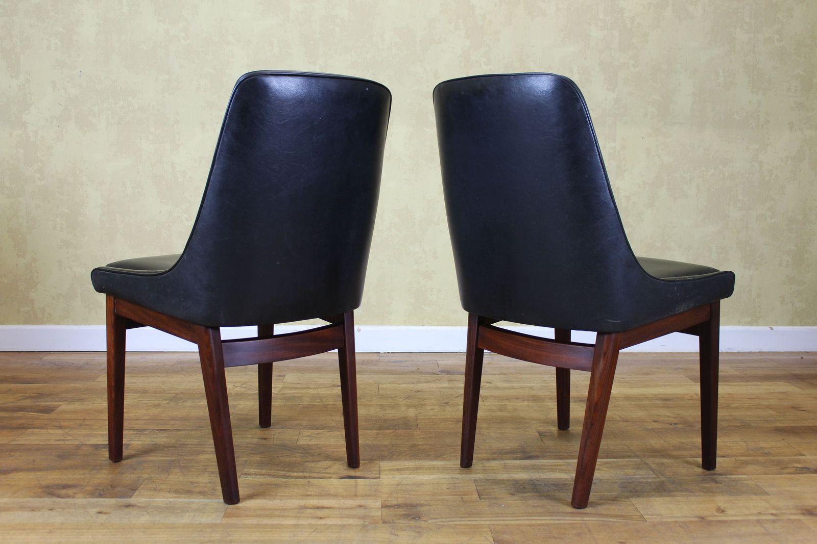 photo furniture Set Of 6 Gimson And Slater Dining Chairs