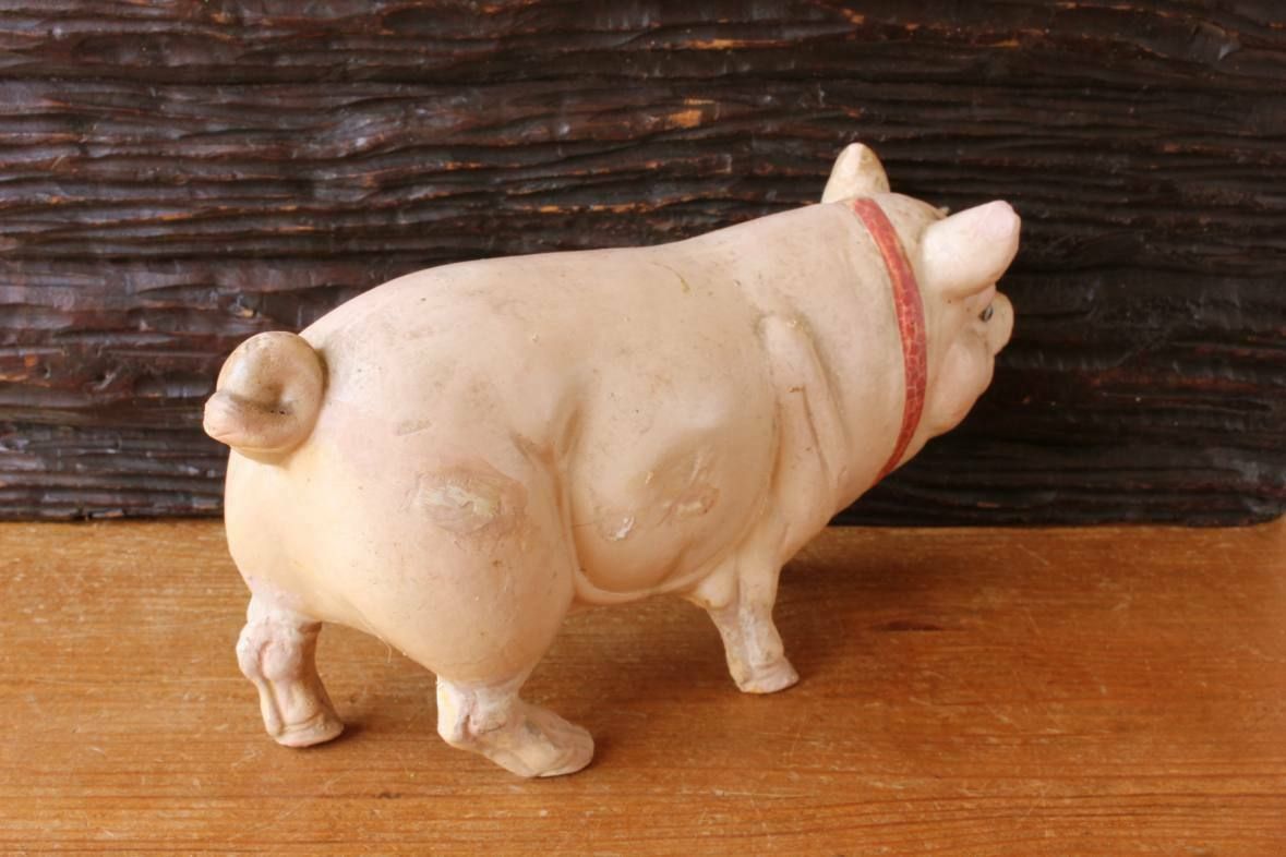 395.0 German Papier Mache Pig. Butcher Shop Display Model. Toy. C1890. photo