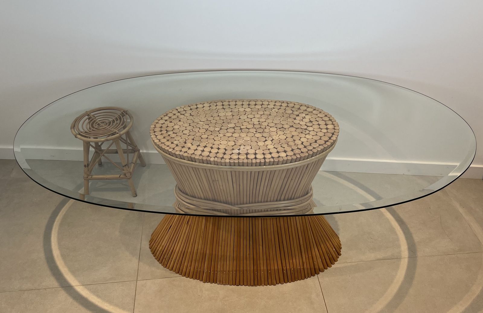 photo vintage “Epi De Blé” Bamboo Dining Table By American Designer Elinor Mc Guire