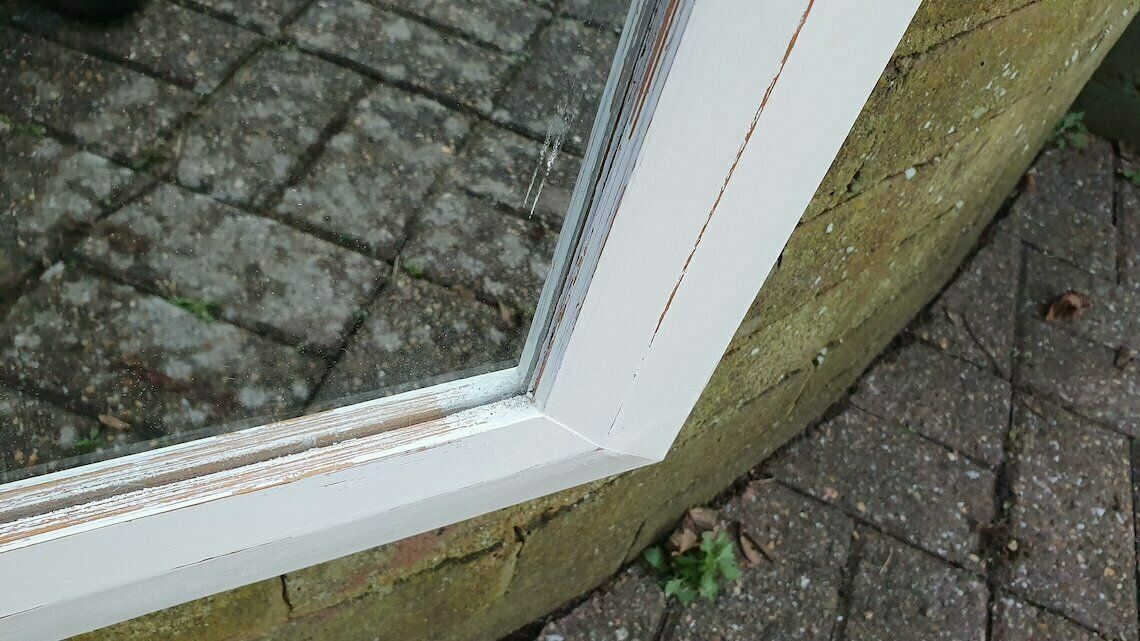 Painted Pine Mirror In Farrow And Ball Wimborne White Estate Eggshell. photo vintage