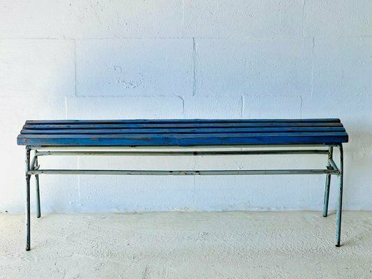 photo furniture Industriële Blauwe Bank, Ca. Jaren 1960