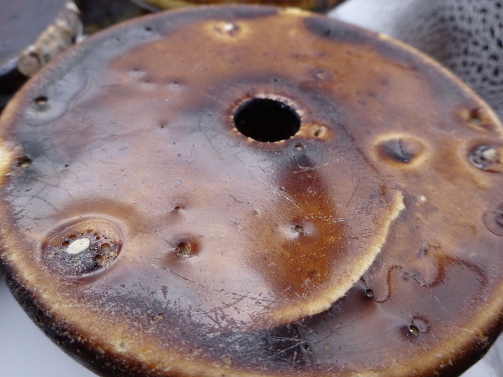 130.0 Rare Find 6 Antique Treacle Glazed Pottery Furniture Feet/Castor Cups/Carpet Protectors , As Found Condition photo