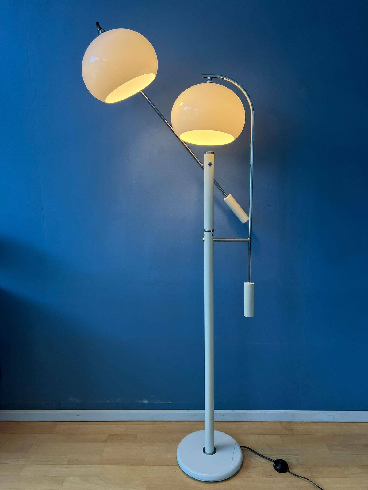 Witte Dijkstra Mushroom Swing Arm Space Age Vloerlamp
