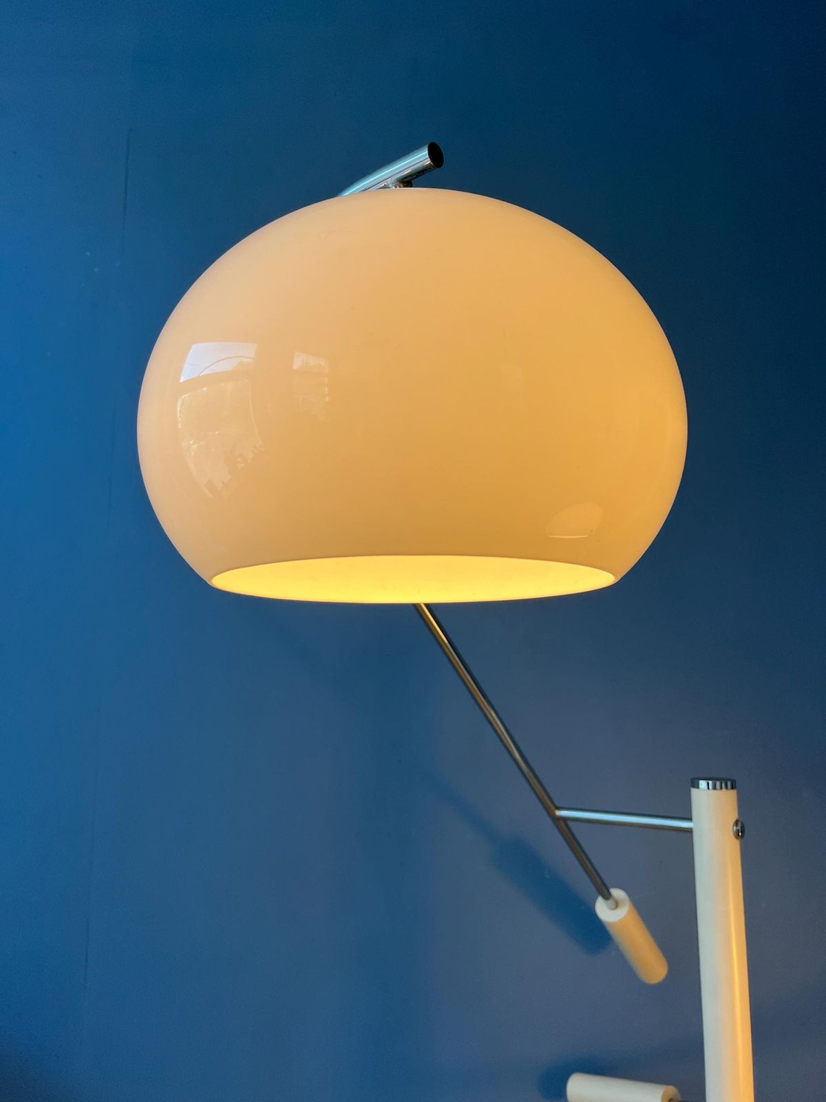 Witte Dijkstra Mushroom Swing Arm Space Age Vloerlamp photo 1401.0